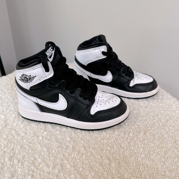 Jordon High OG toddler 10.5 - Picture 1 of 8